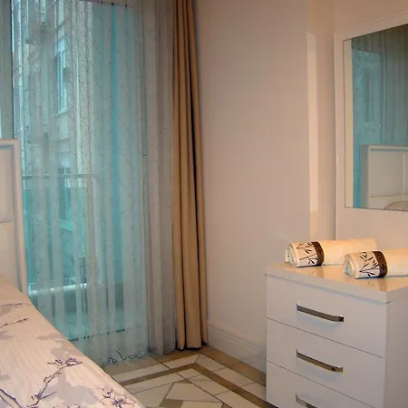 Guzelyali Ii Apartment