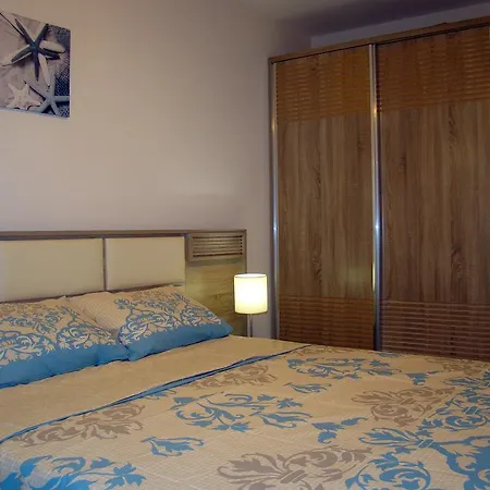 Guzelyali Ii Apartment